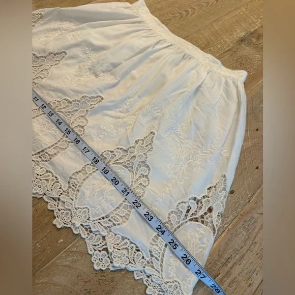 Topshop Cream Mini Skirt Size 6 - Picture 3 of 8